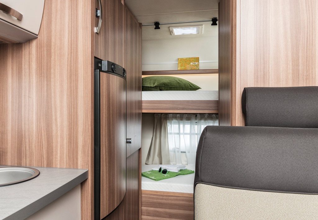 csm_ktg-weinsberg-2019-2020-carahome-interieur-8557_0adc2e5419